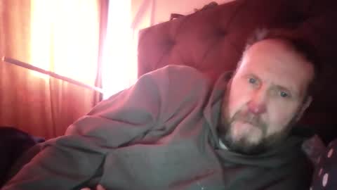 Snapshot of peterpeters443 chatting on 01/14/26, 11:16 jelle online show from 01/14/26, 11:16