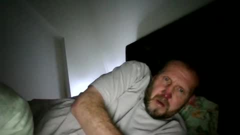 Snapshot of peterpeters443 chatting on 03/27/26, 05:45 jelle online show from 03/27/26, 05:45