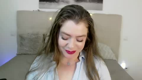 Peters Emily online show from 12/02/24, 01:14