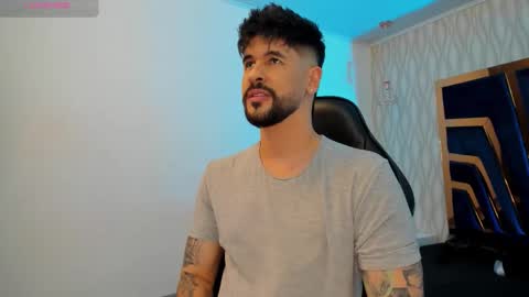 Snapshot of petesevans_1 chatting on 11/15/25, 11:21 PETES EVANS new account online show from 11/15/25, 11:21