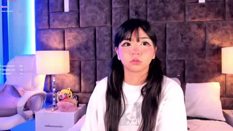 Snapshot of petit_rosseowo chatting on 12/05/24, 09:50 Im Rosse but u can call me Rossie or Rosita . online show from 12/05/24, 09:50