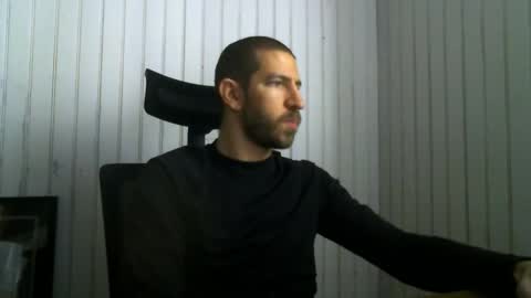 Snapshot of petitcoquin91 chatting on 12/02/24, 01:24 Paco online show from 12/02/24, 01:24