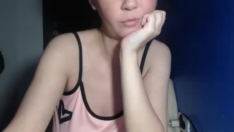petite_danielle online show from 07/21/26, 12:35
