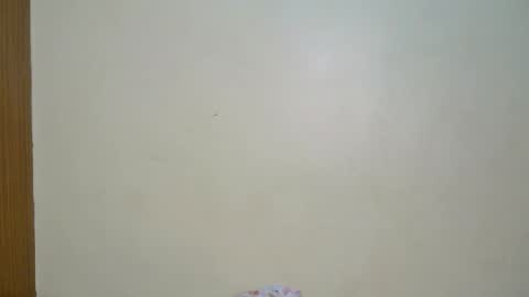 Snapshot of petite_desiree chatting on 10/30/25, 09:59 Desiree online show from 10/30/25, 09:59