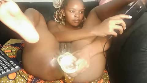 mimi online show from 03/18/26, 07:28