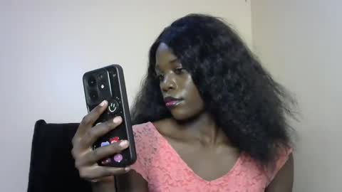 Snapshot of petite_lavi2 chatting on 02/09/25, 07:30 petite_lavi2 online show from 02/09/25, 07:30