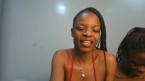 Snapshot of petite_luxe1 chatting on 07/20/26, 04:31 Luxe online show from 07/20/26, 04:31
