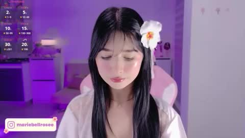 petite_marie_ online show from 05/21/26, 04:30