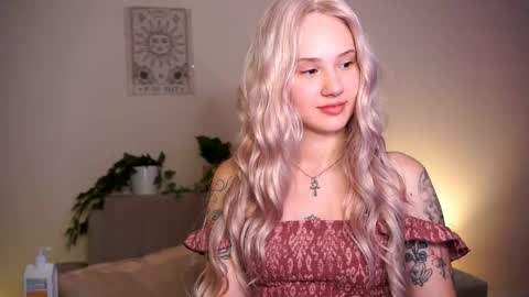 Nika online show from 04/18/26, 07:07