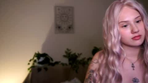 Nika online show from 04/19/26, 06:10