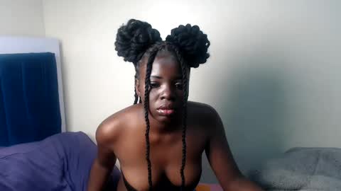 petitebeautyy online show from 05/31/26, 07:04