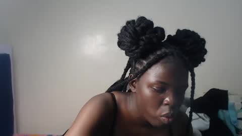 petitebeautyy online show from 06/04/26, 01:39