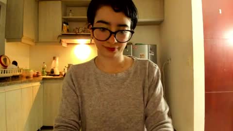 Lunna online show from 04/05/26, 12:08