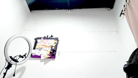 danna online show from 09/13/25, 11:32