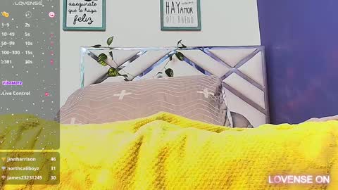 Snapshot of petitelittleebony chatting on 01/03/25, 12:11 little sharon online show from 01/03/25, 12:11