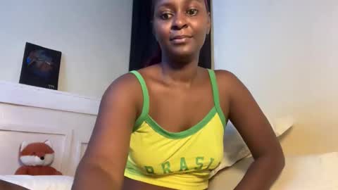 Snapshot of petiterissa chatting on 06/10/26, 07:18 RISSA online show from 06/10/26, 07:18