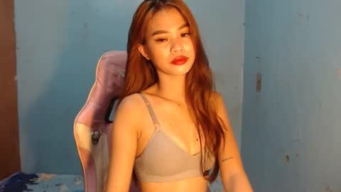 Snapshot of petitesquirtgirlxxx chatting on 11/07/25, 05:51 petitesquirtgirlxxx online show from 11/07/25, 05:51