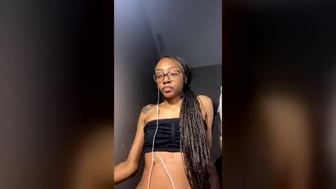 petitetingz online show from 07/02/26, 07:25