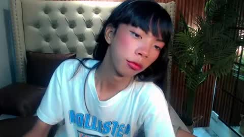 Snapshot of petrova_karla chatting on 07/20/26, 01:53 Ur Sexy Karla online show from 07/20/26, 01:53