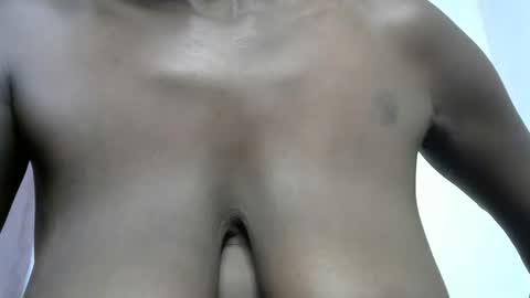 Snapshot of pettite_cora1 chatting on 09/30/25, 01:54 pettite_cora1 online show from 09/30/25, 01:54