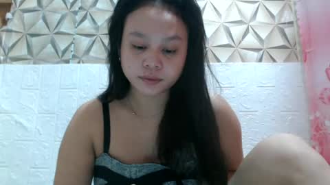 Snapshot of petty_yumii chatting on 06/29/26, 05:35 petty_yumii online show from 06/29/26, 05:35