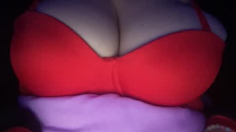 Snapshot of peular chatting on 02/02/26, 09:02 peular online show from 02/02/26, 09:02