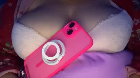 Snapshot of peular chatting on 02/21/26, 08:54 peular online show from 02/21/26, 08:54