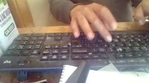 Snapshot of peyo873996 chatting on 05/15/26, 02:57 peyo873996 online show from 05/15/26, 02:57