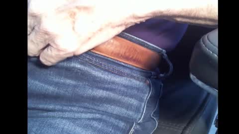 Snapshot of pg19531107 chatting on 02/01/26, 04:27 Paul online show from 02/01/26, 04:27