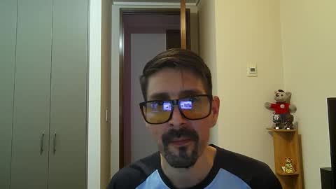 Snapshot of phanch0 chatting on 02/16/25, 01:58 PANCHO online show from 02/16/25, 01:58