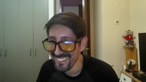 Snapshot of phanch0 chatting on 11/11/25, 02:22 PANCHO online show from 11/11/25, 02:22