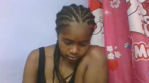 phania185885 online show from 04/21/26, 05:17