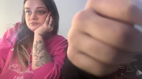 Snapshot of phantxx chatting on 12/14/24, 02:23 PhantxX online show from 12/14/24, 02:23