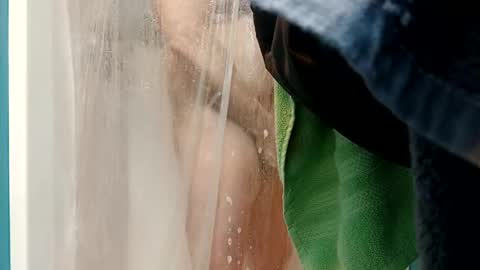 Snapshot of phase124 chatting on 02/01/25, 01:20 phase124 online show from 02/01/25, 01:20