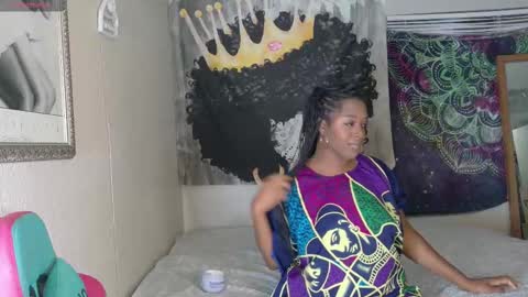 Snapshot of phatjuicypeach chatting on 09/10/25, 03:17 Destiny Adams online show from 09/10/25, 03:17