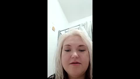 Snapshot of phatpcat73 chatting on 03/29/26, 08:53 phatpcat73 online show from 03/29/26, 08:53