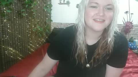 Snapshot of phatpcat73 chatting on 04/20/26, 10:11 phatpcat73 online show from 04/20/26, 10:11