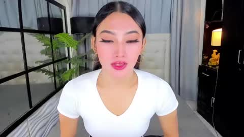 phenomenal_ivy online show from 06/05/26, 02:56