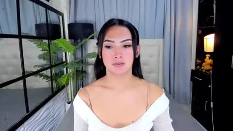 phenomenal_ivy online show from 06/10/26, 10:47