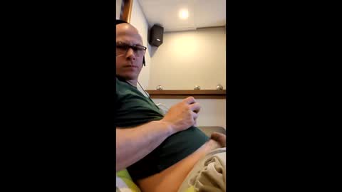 phil965 online show from 04/26/26, 01:03