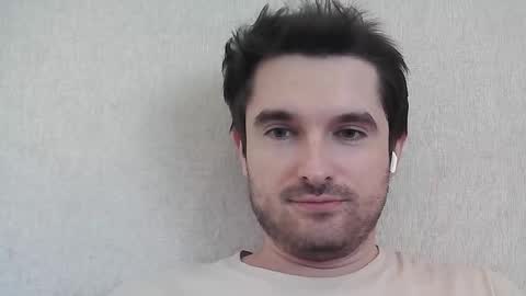 Snapshot of philborison chatting on 04/19/26, 12:59 PhilipBorison online show from 04/19/26, 12:59