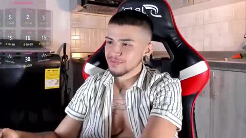 Snapshot of philip_stones_ftm chatting on 11/20/25, 11:26 phil online show from 11/20/25, 11:26