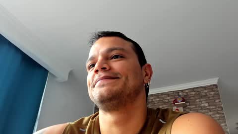 Snapshot of philipe_inzagui chatting on 02/02/25, 06:10 Philipe online show from 02/02/25, 06:10