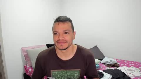 Snapshot of philipe_inzagui chatting on 05/25/26, 08:15 Philipe online show from 05/25/26, 08:15