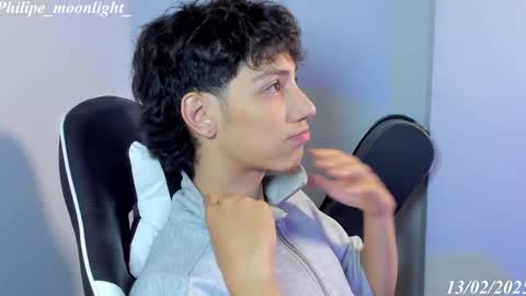 Snapshot of philipe_moonlight_ chatting on 02/14/25, 04:15 Phil. INDEPENDENT MODEL online show from 02/14/25, 04:15