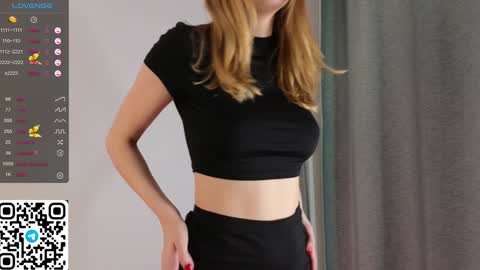 Snapshot of philippabrainard chatting on 02/01/25, 05:37 Hello guys Sweet Scarlett here NEXT LIVE 5AM 2 gmt online show from 02/01/25, 05:37