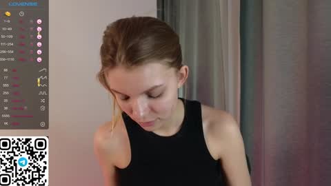 Snapshot of philippabrainard chatting on 02/03/25, 02:14 Hello guys Sweet Scarlett here NEXT LIVE 5AM 2 gmt online show from 02/03/25, 02:14