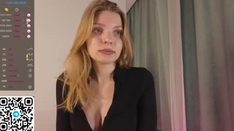 Snapshot of philippabrainard chatting on 02/15/25, 05:17 Hello guys Sweet Scarlett here NEXT LIVE 5AM 2 gmt online show from 02/15/25, 05:17