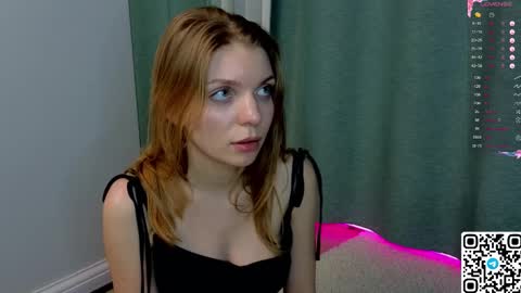 Snapshot of philippabrainard chatting on 02/20/25, 11:43 Hello guys Sweet Scarlett here NEXT LIVE 5AM 2 gmt online show from 02/20/25, 11:43