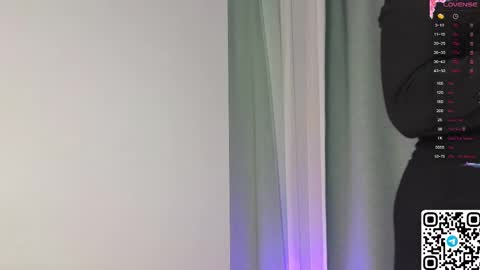 Snapshot of philippabrainard chatting on 02/23/25, 05:07 Hello guys Sweet Scarlett here NEXT LIVE 5AM 2 gmt online show from 02/23/25, 05:07